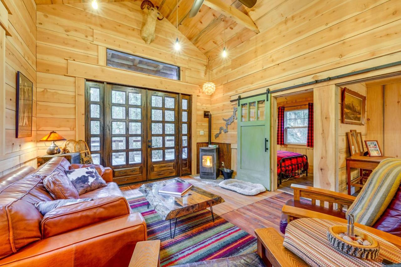 Enchanting Creekside Cabin Near Kings Canyon Park! Badger Εξωτερικό φωτογραφία